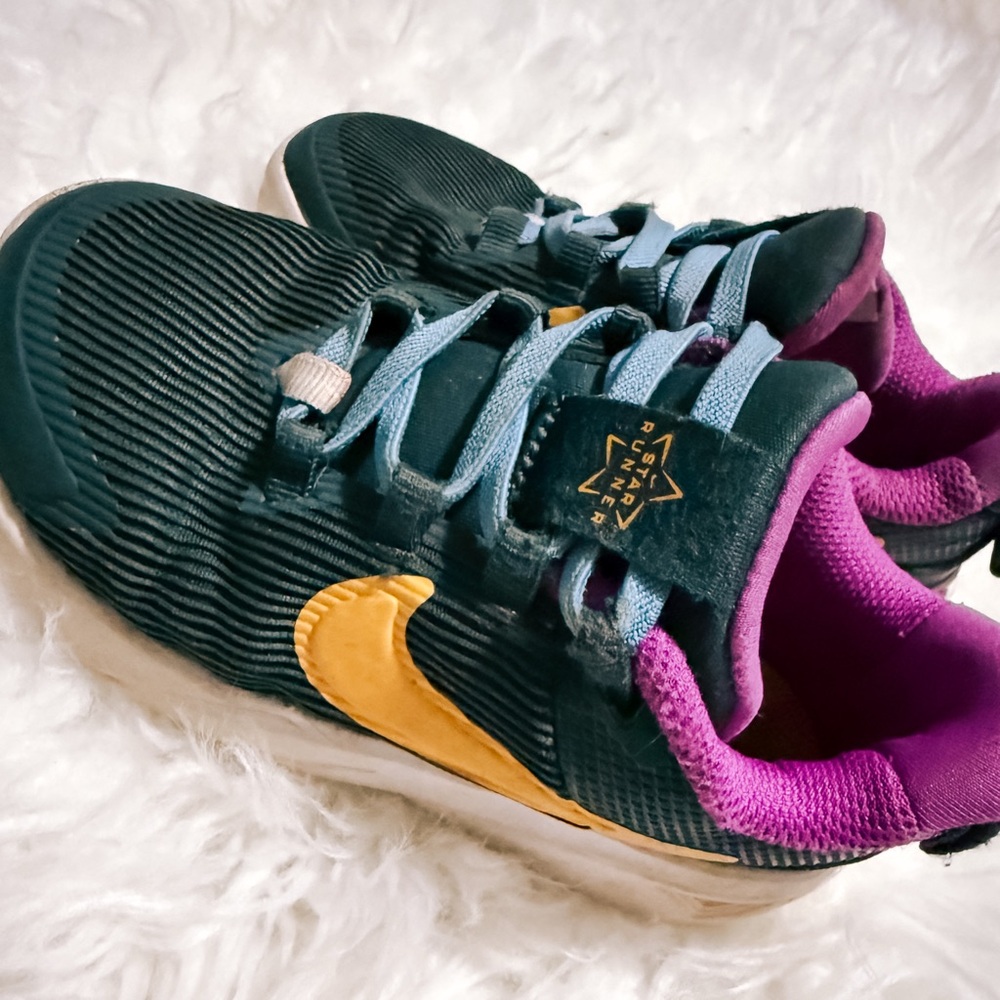 Y2K Nike Star Runner 4 kids shoes
